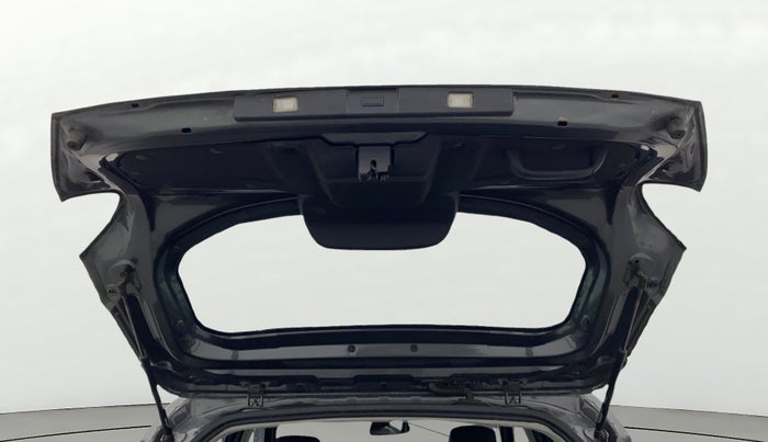 2021 Tata PUNCH ADVENTURE MT, Petrol, Manual, 38,303 km, Boot Door Open