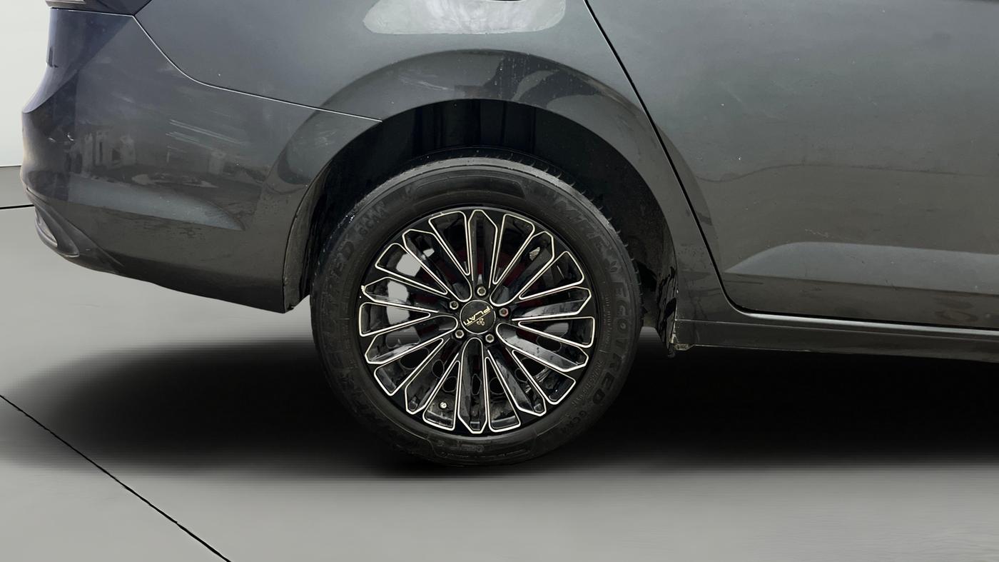 2023 Volkswagen VIRTUS COMFORTLINE TSI 1.0 MT, Petrol, Manual, 47,834 km, Right Rear Wheel