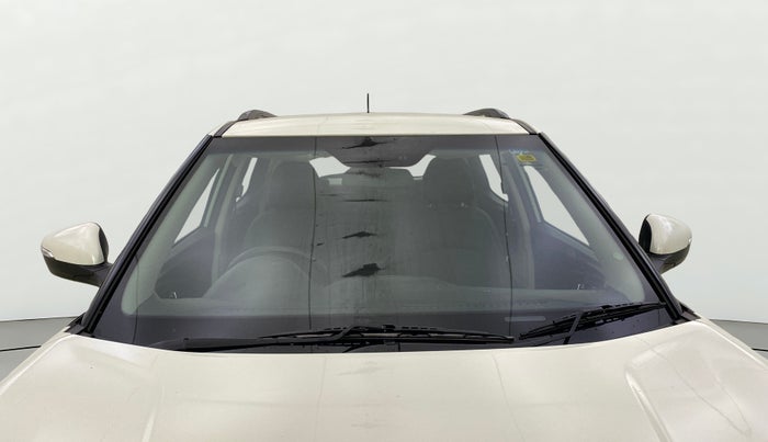 2020 Mahindra XUV300 W8 1.5 DIESEL, Diesel, Manual, 17,802 km, Front Windshield