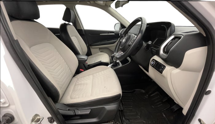 2020 KIA SONET HTX 1.0 IMT, Petrol, Manual, 90,951 km, Right Side Front Door Cabin