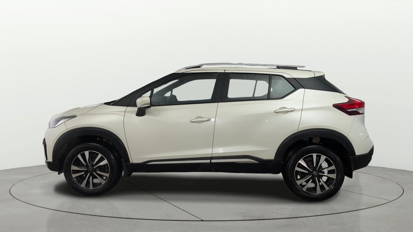 2021 Nissan Kicks XV 1.5, Petrol, Manual, 22,591 km, Left Side