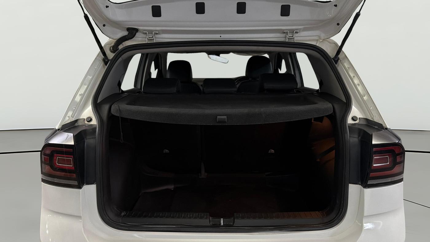 2022 Volkswagen TAIGUN TOPLINE 1.0 TSI AT, Petrol, Automatic, 89,372 km, Boot Open Zoomed View