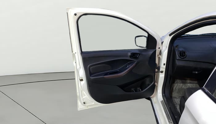 2021 Ford FREESTYLE TITANIUM PLUS 1.2 PETROL, Petrol, Manual, 44,548 km, LHS Front Door