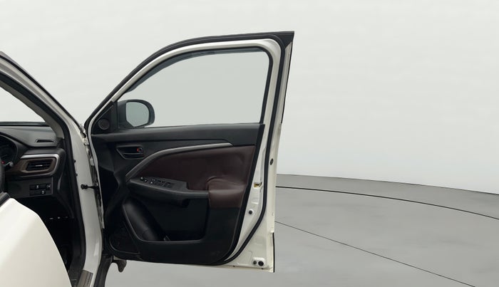 2023 Maruti BREZZA VXI SMART HYBRID, Petrol, Manual, 45,821 km, RHS Front Door