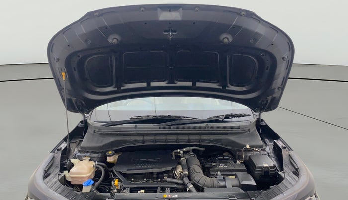 2023 KIA CARENS LUXURY PLUS 1.5 IMT PETROL, Petrol, Manual, 32,480 km, Open Bonet