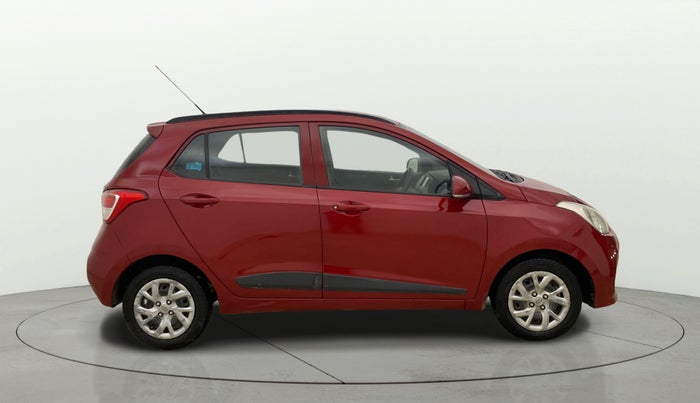 2017 Hyundai Grand i10 SPORTZ (O) 1.2 KAPPA VTVT, Petrol, Manual, 1,28,898 km, Right Side View