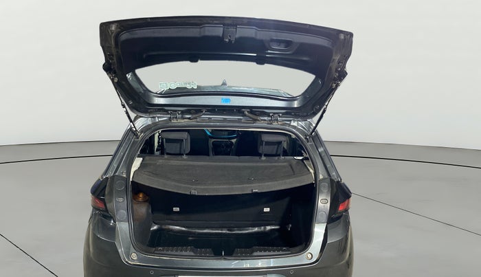 2023 Tata ALTROZ XZA, Petrol, Automatic, 44,510 km, Boot Open Zoomed View