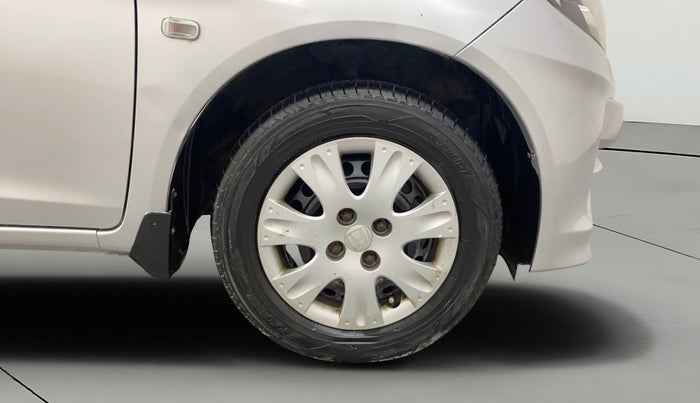 2014 Honda Amaze 1.2L I-VTEC SX, Petrol, Manual, 1,39,533 km, Right Front Wheel
