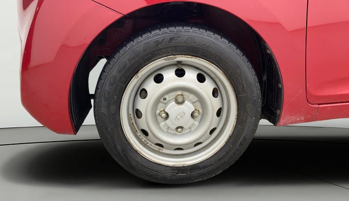 2017 Hyundai Eon ERA +, Petrol, Manual, 40,002 km, Left Front Wheel