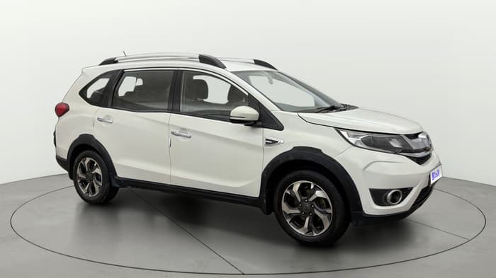 2016 Honda BR-V 1.5L I-VTEC V, Petrol, Manual, 68,335 km, Right Front Diagonal