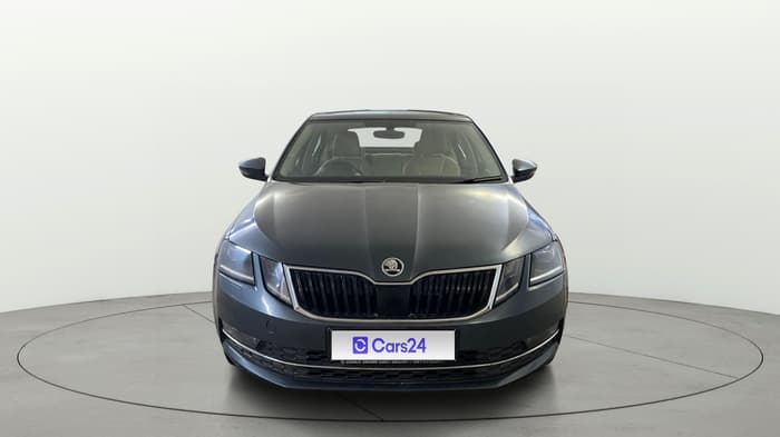 2018 Skoda Octavia L&K 1.8 TSI AT, Petrol, Automatic, 1,13,786 km, Front