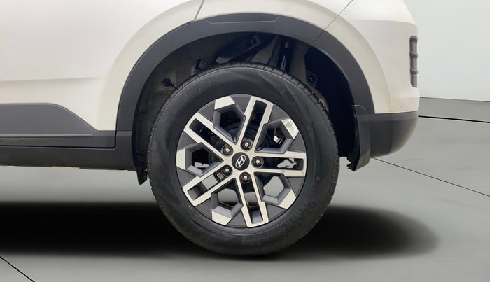 2023 Hyundai VENUE SX (O) 1.0 TURBO DCT, Petrol, Automatic, 10,401 km, Left Rear Wheel