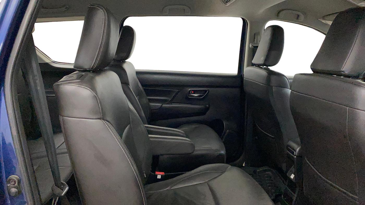 2019 Maruti XL6 ALPHA MT, Petrol, Manual, 29,154 km, Right Side Rear Door Cabin