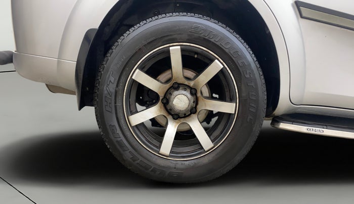 2019 Mahindra XUV500 W5, Diesel, Manual, 39,904 km, Right Rear Wheel