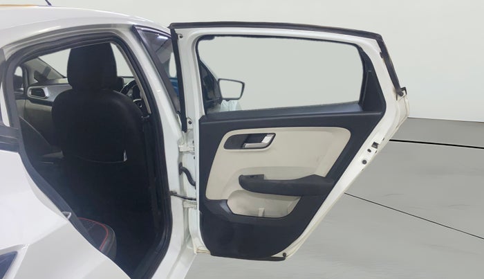 2021 Tata ALTROZ XZ DIESEL, Diesel, Manual, 59,189 km, RHS Rear Door