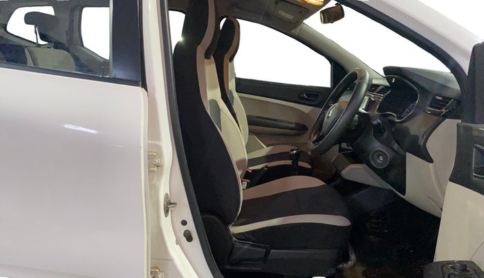 2019 Renault TRIBER RXT, Petrol, Manual, 47,204 km, Right Side Front Door Cabin