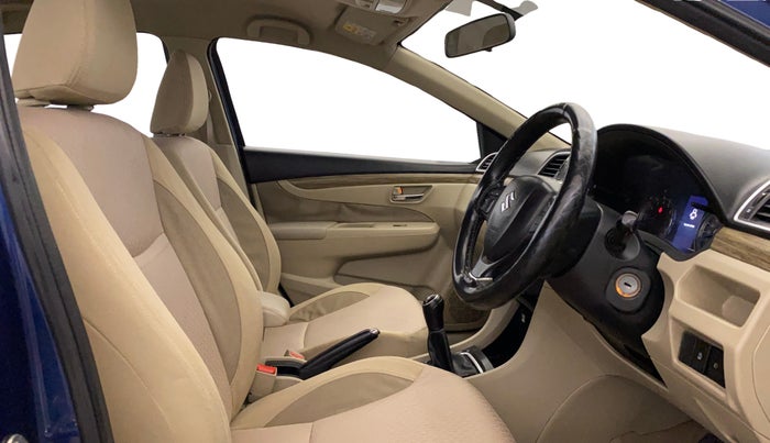 2018 Maruti Ciaz DELTA 1.5 SHVS MT PETROL, Petrol, Manual, 84,113 km, Right Side Front Door Cabin