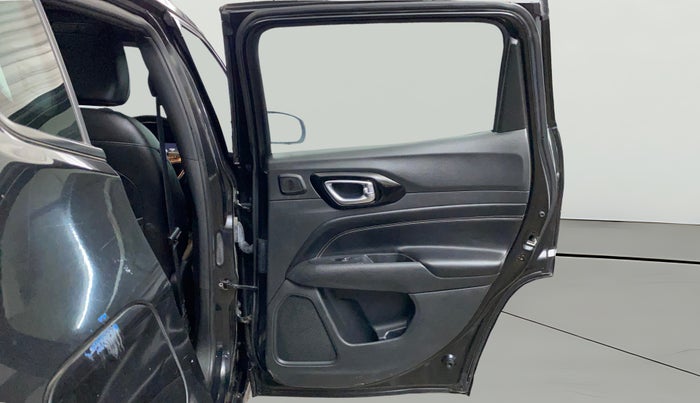 2022 Jeep Compass MODEL S (O) DIESEL 4X4 AT, Diesel, Automatic, 66,680 km, RHS Rear Door