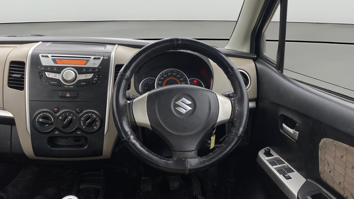 2015 Maruti Wagon R 1.0 VXI, Petrol, Manual, 22,149 km, Steering Wheel Close Up