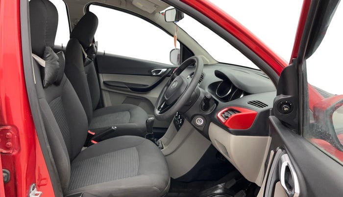 2018 Tata Tiago XZ PETROL, Petrol, Manual, 16,642 km, Right Side Front Door Cabin