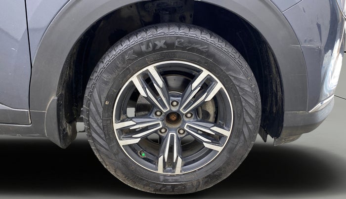 2024 KIA CARENS PRESTIGE 1.5 PETROL 7 STR, Petrol, Manual, 53,058 km, Right Front Wheel