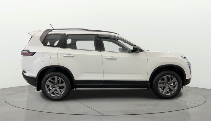 2022 Tata Safari XT PLUS, Diesel, Manual, 69,692 km, Right Side View