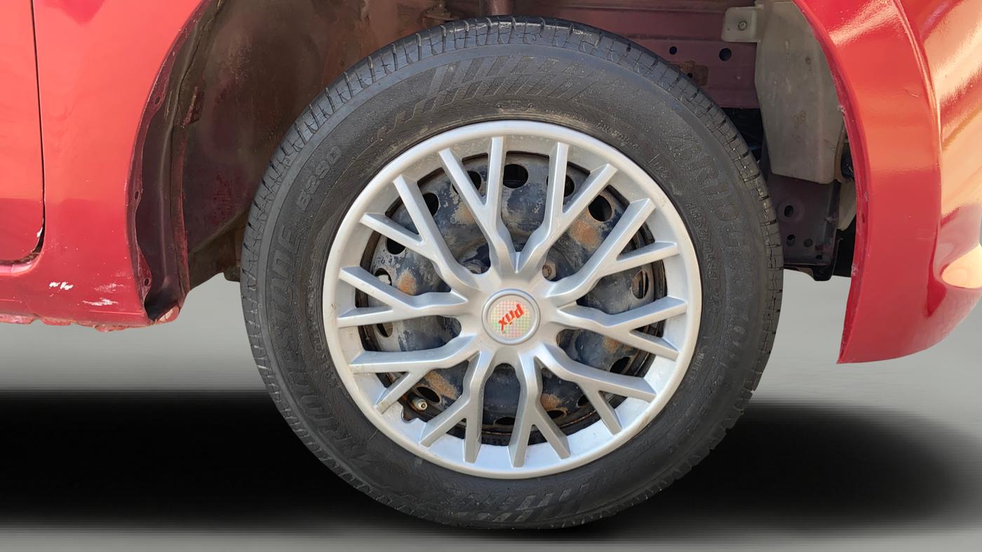 2014 Datsun Go T, Petrol, Manual, 77,725 km, Right Front Wheel