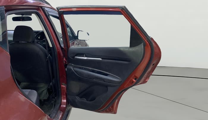 2020 KIA SONET HTK PLUS 1.2, Petrol, Manual, 1,36,014 km, RHS Rear Door