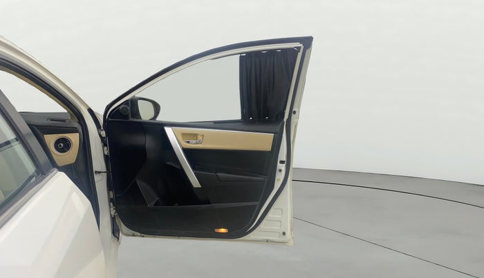 2017 Toyota Corolla Altis VL CVT PETROL, Petrol, Automatic, 93,281 km, RHS Front Door