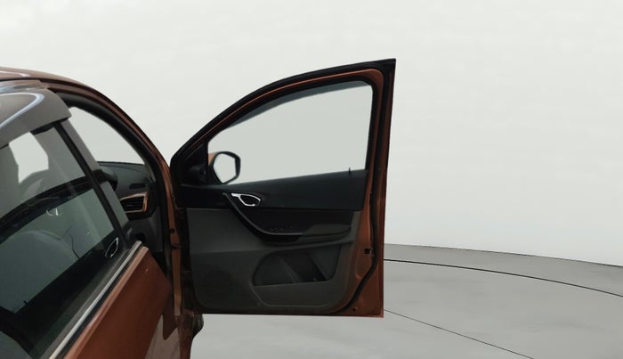 2018 Tata TIGOR XZ PETROL, Petrol, Manual, 40,381 km, RHS Front Door