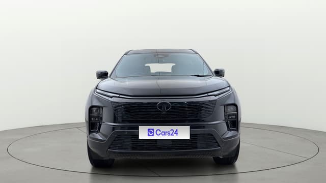 Used 2023 Tata Safari