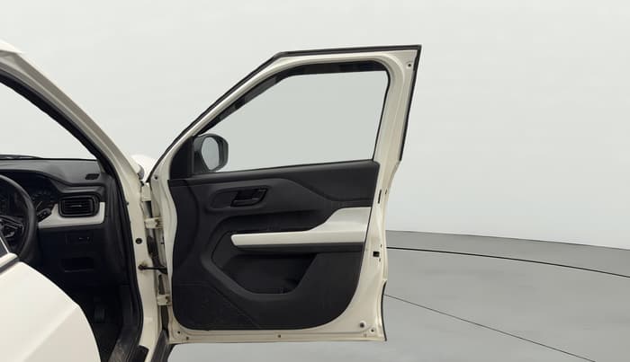 2023 Tata PUNCH PURE MT, Petrol, Manual, 12,904 km, RHS Front Door