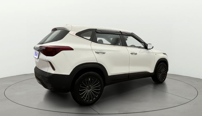 2021 KIA SELTOS HTE 1.5 PETROL, CNG, Manual, 60,780 km, Right Back Diagonal
