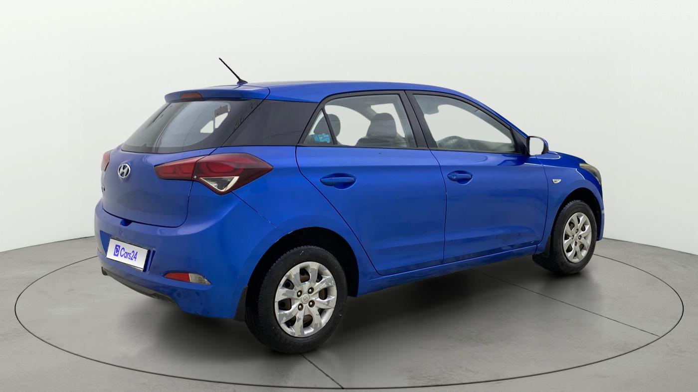 2017 Hyundai Elite i20 MAGNA 1.2, CNG, Manual, 99,224 km, Right Back Diagonal