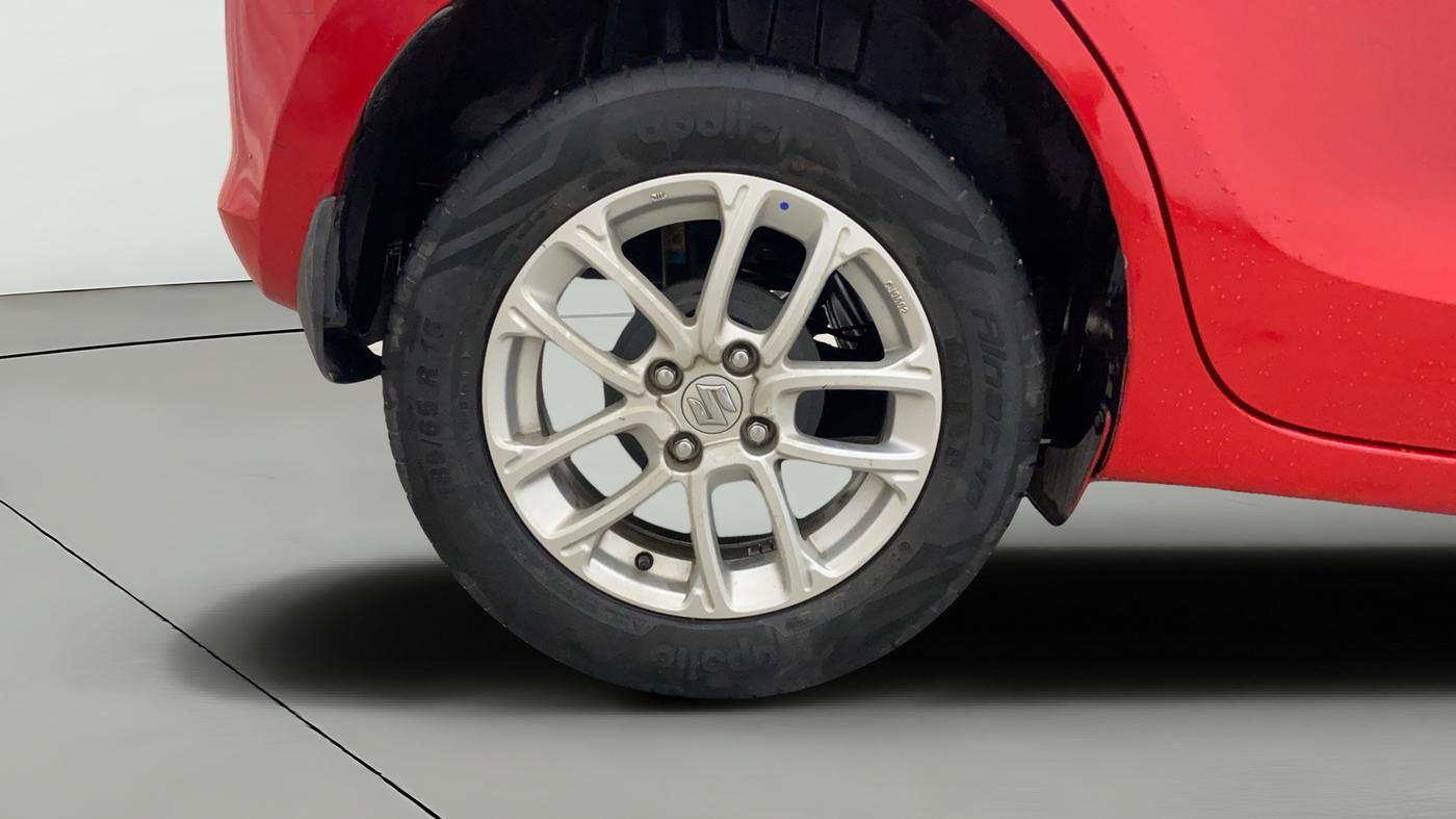 2020 Maruti Swift ZXI AMT, Petrol, Automatic, 44,694 km, Right Rear Wheel