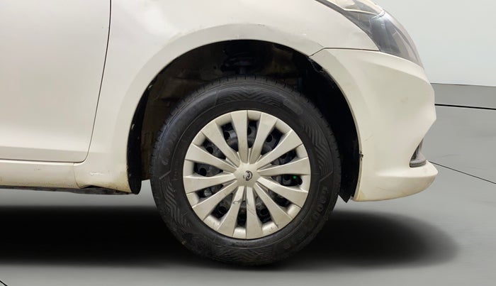 2015 Maruti Swift Dzire VXI, Petrol, Manual, 70,934 km, Right Front Wheel