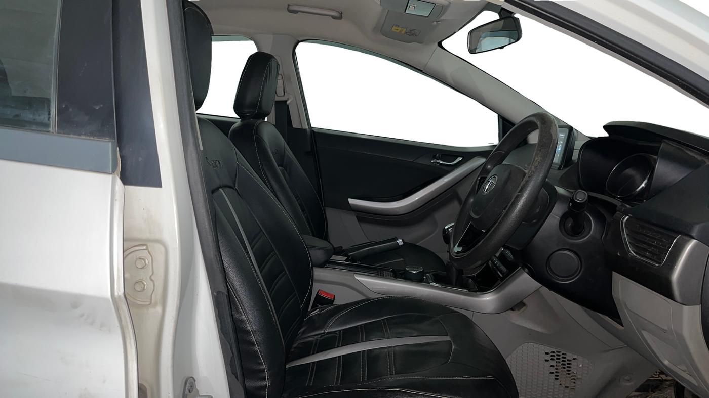 2019 Tata NEXON XZ PLUS PETROL, Petrol, Manual, 76,610 km, Right Side Front Door Cabin