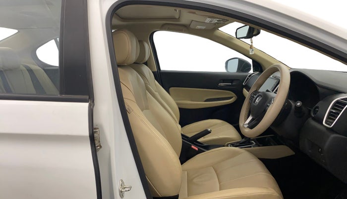 2022 Honda City 1.5L I-VTEC ZX CVT, Petrol, Automatic, 16,472 km, Right Side Front Door Cabin