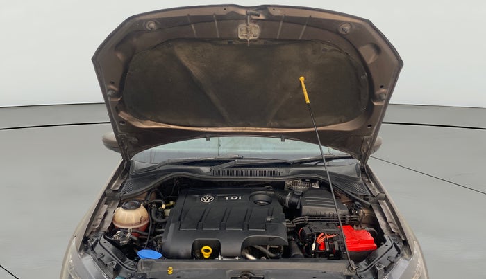 2020 Volkswagen Ameo HIGHLINE PLUS 1.5L 16 ALLOY, Diesel, Manual, 64,879 km, Open Bonet