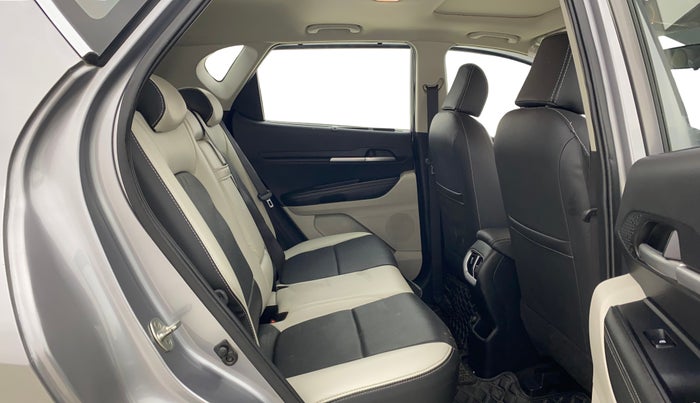 2021 KIA SONET HTX 1.0 DCT, Petrol, Automatic, 24,655 km, Right Side Rear Door Cabin