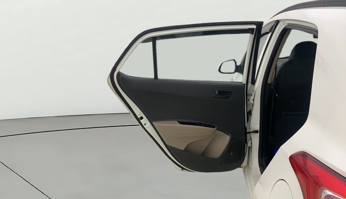 2019 Hyundai Grand i10 MAGNA 1.2 KAPPA VTVT CNG, CNG, Manual, 58,013 km, LHS Rear Door