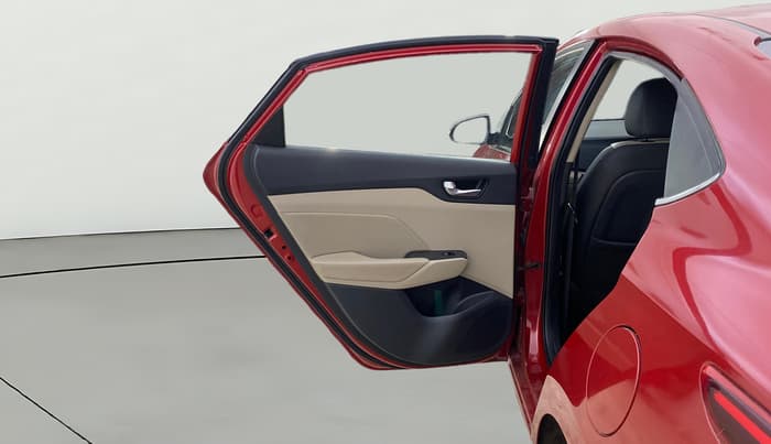 2019 Hyundai Verna 1.6 VTVT SX (O) AT, Petrol, Automatic, 26,169 km, LHS Rear Door