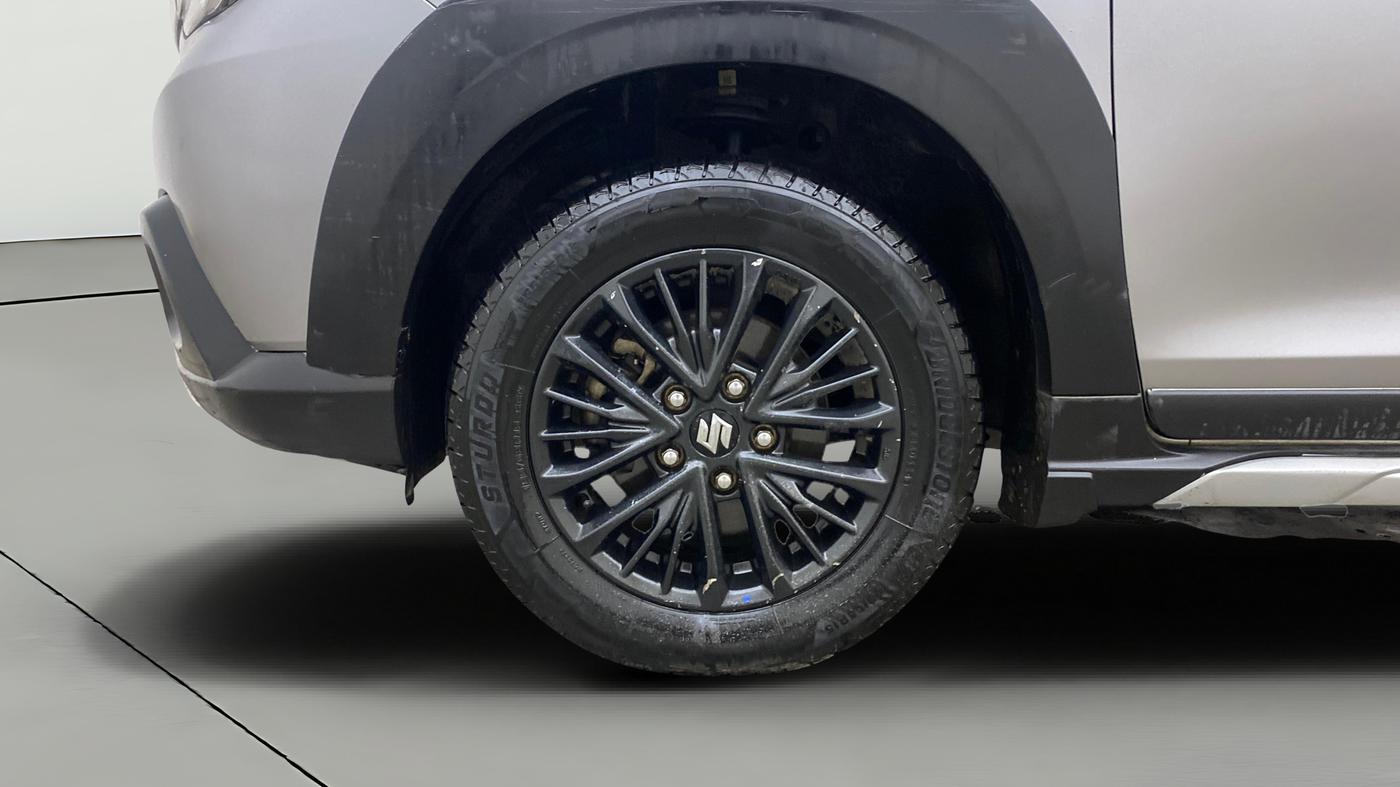 2021 Maruti XL6 ALPHA AT, Petrol, Automatic, 1,16,186 km, Left Front Wheel