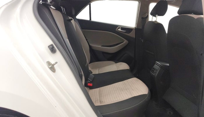 2019 Hyundai Elite i20 ASTA (O) CVT, Petrol, Automatic, 34,197 km, Right Side Rear Door Cabin