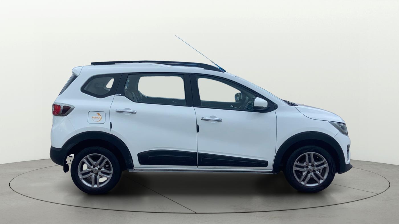 2021 Renault TRIBER RXZ AMT, Petrol, Automatic, 73,993 km, Right Side View