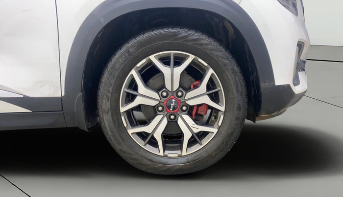 2022 KIA SELTOS GTX PLUS 1.4, Petrol, Manual, 21,865 km, Right Front Wheel