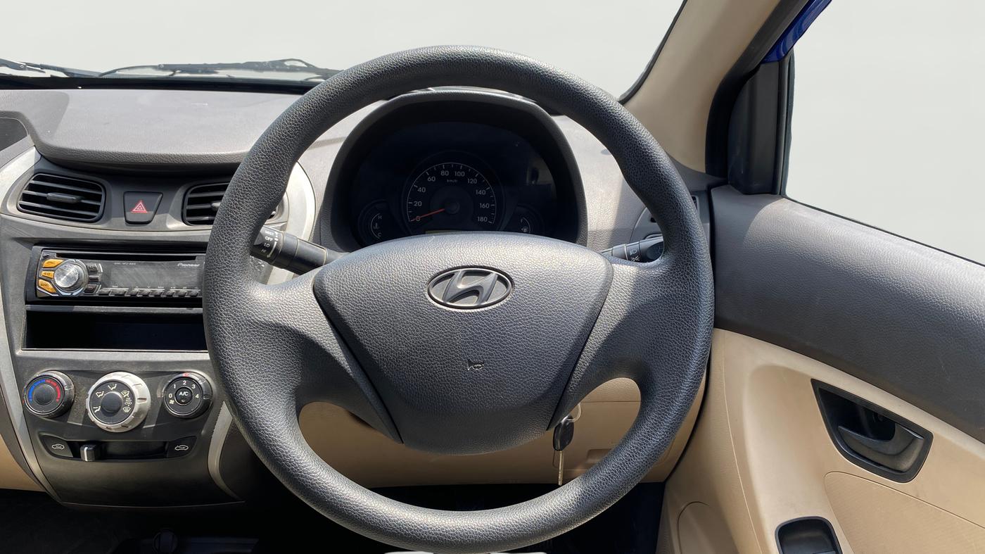 2014 Hyundai Eon ERA +, Petrol, Manual, 45,101 km, Steering Wheel Close Up