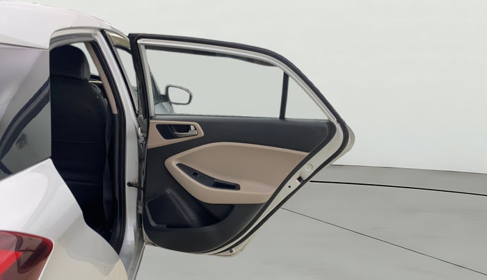 2016 Hyundai Elite i20 ASTA 1.2 (O), Petrol, Manual, 28,094 km, RHS Rear Door