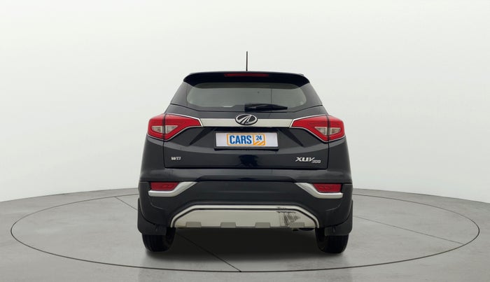 2022 Mahindra XUV300 W8 (O) 1.5 DIESEL, Diesel, Manual, 23,722 km, Back/Rear