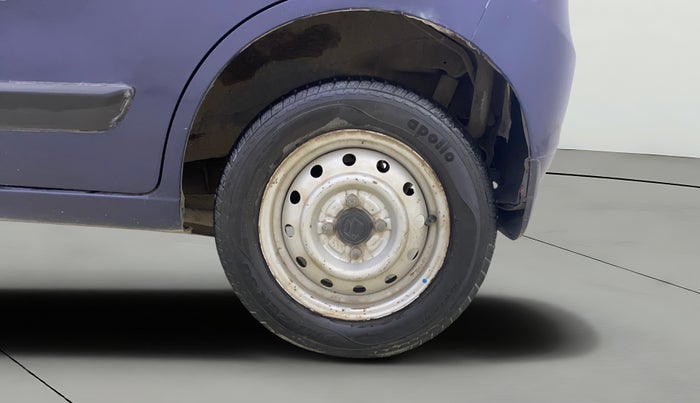 2017 Maruti Wagon R 1.0 LXI CNG, CNG, Manual, 1,01,847 km, Left Rear Wheel